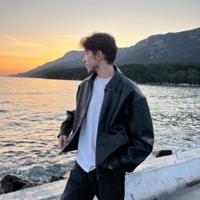 ensarcuroglu's profile picture. msku, yazılımcı