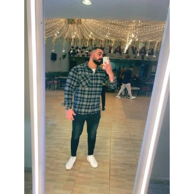 Dr_wael123's profile picture. من يتهيب صعود الجبال، يعش ابد الدهر بين الحفر
the boogeyman 🖤
family 👨‍👨‍👦‍👦