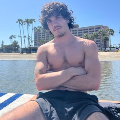 22 year old camboy | 🔞 CashApp: $tycbx | Come join my streams ➡️ https://t.co/G0H6mU5EG6