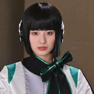 余命宣言ってのは、明確にいつまで生きれるとは言われない。
もちろん、死が直前に迫ってれば、有意義に余生を生きる為に告知される。
俺は現状、かなり曖昧で。
1年以内の生存率50%。
5年生存率20%です。
死とは常に隣り合わせてます
spectatorはラテン語です。
英語とは少し意味合いが違います。