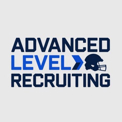 A mentorship-based service designed to help serious high school football players navigate the college recruiting process 🤝