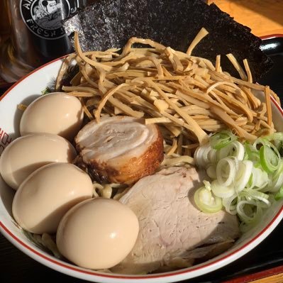 さとっち様 コンバース トウキョウ × 「ぼっち・ざ・ろっく！」、作中アイテムを再現