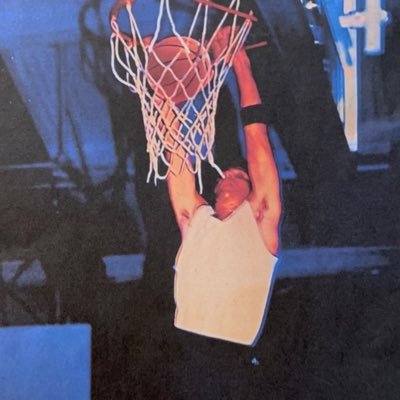 stu_623's profile picture. George is gettin’ upset…jimmy can dunk