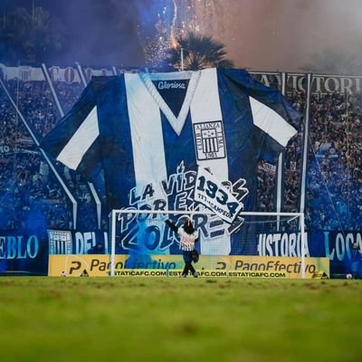 roleycotos's profile picture. 