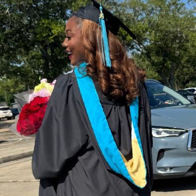 Degreed Woman💙💛 Black Lives Matter ✊🏾 Educator🍎 MPA candidate 📖