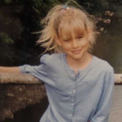 KMolodynska's profile picture. 