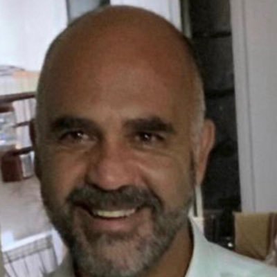 Lic. Adm - MBA - Convencido de poder cambiar los destinos