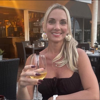 JodyRThresher's profile picture. Wife, stepmom, RN. Cohost of “Pass the Potatoes” podcast (stop dieting forever and lose weight) @passpotatoes