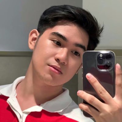 whosryananyway's profile picture. ✧･ﾟ: ✧･ﾟto live for the hope of it all ✧･ﾟ: ✧･ﾟ