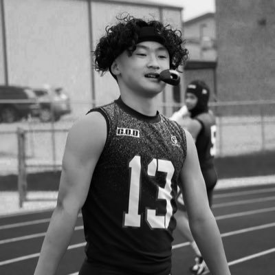 C/O 2029 slot receiver | 5’4 125 Ibs | 3.9 GPA | Shoemaker HS | shawnbrenke13@gmail.com