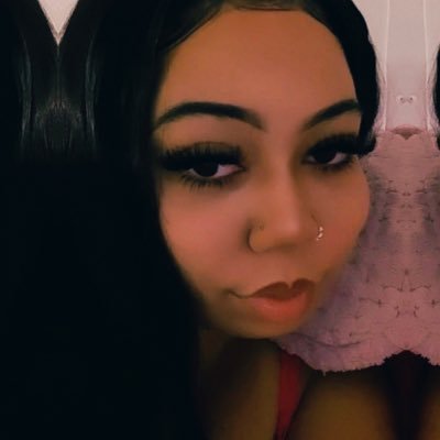 𖤓 Profile