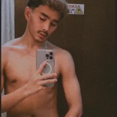 noveltamvan's profile picture. ⚠️kurang²i ngewe bebas(lo homo,bisek,str8).
 kalo mau nongkrong bareng gw mah fine² aja kasal ga ngondek para. gw cmn afiliasi. kalo ada kerjaan tolong kontek