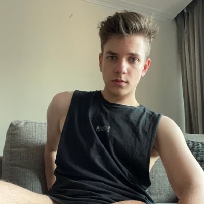 Open for meetups 🔥 professional heartthrob &satisfied bad influence. Let's create some unforgettable memories🤩