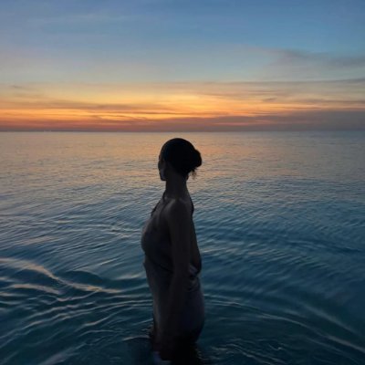 AutumnGlow83's profile picture. A grateful #Patriot, I love Jesus and this country, MAGA, a seeker of truth. We can jointly uncover the truth of everything! Scammers, pornographic leftists.