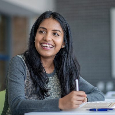 elizdbooklover's profile picture. Author ✍🏽 | I help authors grow, sell more books & build real visibility 📈 Let’s get your story in front of readers.