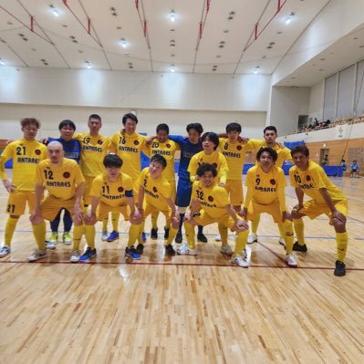 全国各地のフットサル情報発信してます Fリーグ 地域リーグ 海外フットサル等幅広くフットサルを見ることと勉強すること 筋トレが趣味の下手くそのフットサル素人です 男女共にバルドラール浦安推し 三重県一部 ANTARES選手兼コーチ