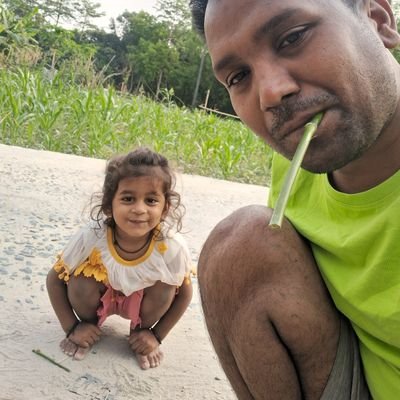 OMKUMARPra15627's profile picture. एक अटो ड्राइवर