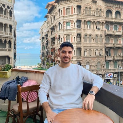A dreamer | Mechanical Power Engineer MU | Football and Movies geek | PL & FPL Addict | @ManUtd | يا مراكبي رسيني...
