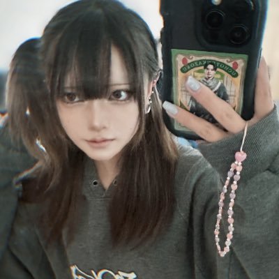 ff3381585762221's profile picture. ꄗ
@malysh_x
︎ ︎|会えるところhttps://t.co/VAmDZqLyCP