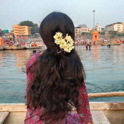 A Student | Curious Brain | striving to be better | Wanderer | dreamer | Introvert | Sea💙and many more features in the making. Tweets can be fictional. NO DM.