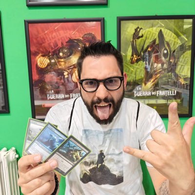 Beppe, detto TURBO. Dal ’98 con più carte che anni. MTG player in 15+ paesi europei. Strategie, storie e deliri da tap: tutto il bello dei cartoncini magici.