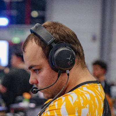 coach for @LumeaGC • student at @PHGesport • former : @CaldyaEsport cs, @ADEPTS_TEAM cs
📩 : yanis.steil@phg-academy.com