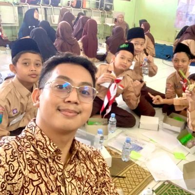 lmbarbertumbuh's profile picture. Feel free to contact me through DM or whatsapp for more information✨ | Jasa Bimbingan Riset/Skripsi, dibimbing sampe bisa 🥳