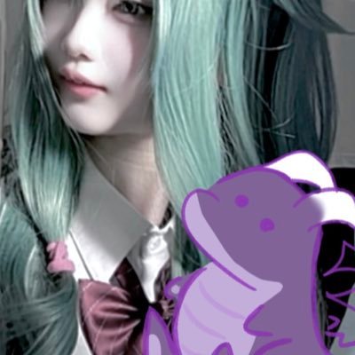 TikTok毎日投稿→ https://t.co/0yicgYBP0Y ┊︎紫色の怪獣が相棒💜🦕┊︎撮影他、相談などはDMにお願いします┊︎AI学習禁止┊︎リンク→https://t.co/KZWGXGUs8f