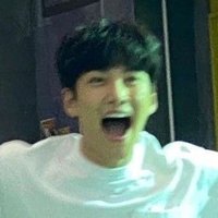 욱민 (@gurem_som) 's Twitter Profile