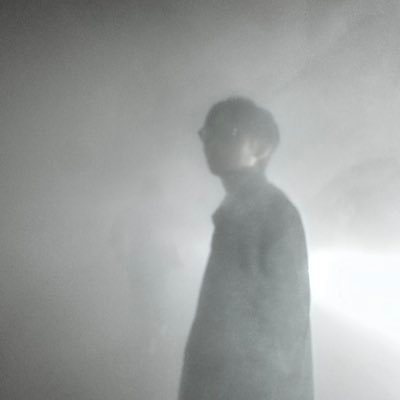 ふと思いついたり刺激された日々のうねり、起伏を瓶に詰めて情報の海に投げ入れる。届いても、届かなくても。服と音楽と建築とデザインと旅行と飯、独り言。めっちゃ元気。