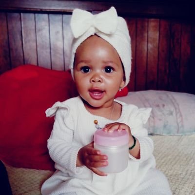This user shares content about music, events, marketing, football, radio and television. @Masandawana forever
