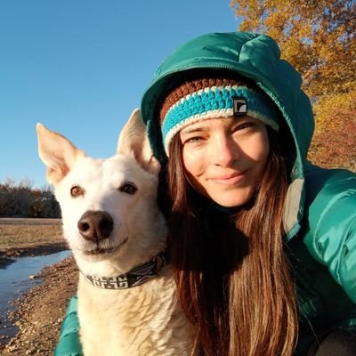 🪶 Sí, somos oscuras como la tierra y salvajes como los animales
🌲 Ingeniera de Montes