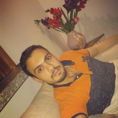 مؤمن الناطور Moumen Al-Natour Profile