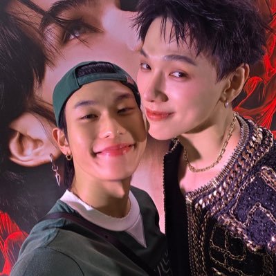 Lesgrys88's profile picture. 🦁 W•Yi Bo ｜ 🦖Daou♥Offroad🚗｜ 🐻Joss♥Gawin🐧
