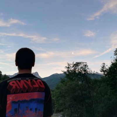 lil_poop__'s profile picture. Random guy on the internet...
https://t.co/5BXvftaFXf
“Broke of the Year” ~ 2024