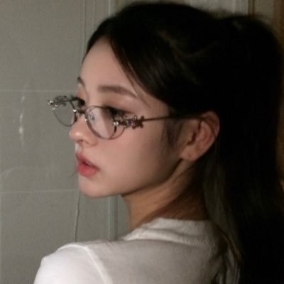 myangels_v's profile picture. 05 ^ ^ฅ♡ #meovv #blackpink #bts