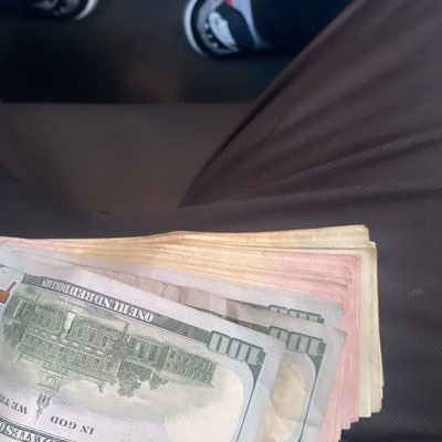 wukdanojfrmda's profile picture. 