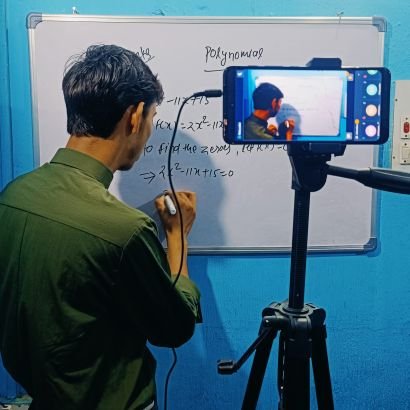 Anshuma45975144's profile picture. YOUTH,  निर्भीक,निडर,सत्याग्रही।। हक की मांग नहीं करनी उसे छीन के लेना है।।

जननी जन्मभूमिश्च स्वर्गादपि गरीयसी🇮🇳🇮🇳🌍