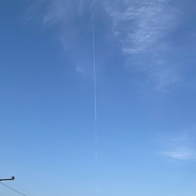 y_m7b's profile picture. 