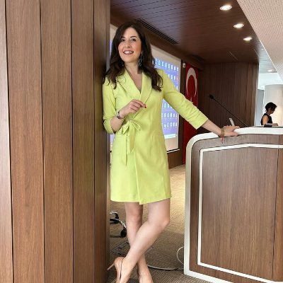 cvgcarvalho's profile picture. Work hard to make money, just to have a better life and enjoy life