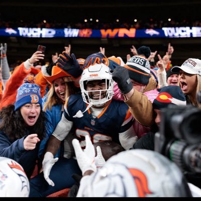 I like the Denver broncos I post broncos news #broncoscountry super fan (also wolves,twins,wild,Hawkeyes) #wolvesback