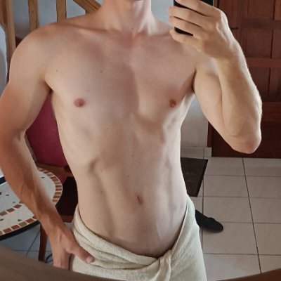 🔞 NSFW / Étudiant 🇫🇷 Versa qui aime aller à la salle 💪
https://t.co/l2mdl6A7u8