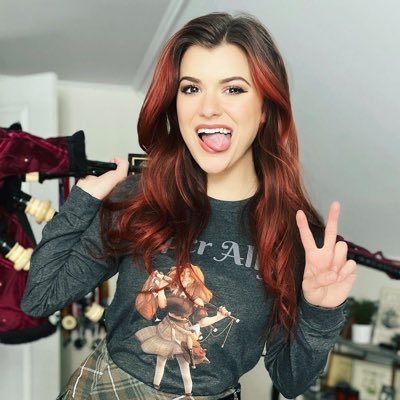 My private account to interact with my lovely fans 🩷 other pages are handled by my management.. I have something Amazing to show my fans that follows back ❤️