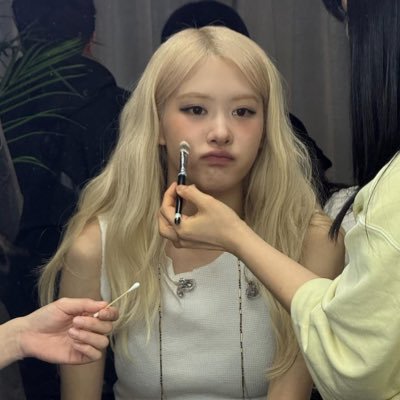 แอคนี้รีทุกด้อมโปรดเข้าใจดิฉันด้วย ฮื่อ ᙏ̤̫ @blackpink εїз @treasuremembers ミ★ @safeplanetband ⁂