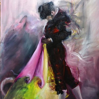 El olor a albero mojado,los clarines,el run run antes del paseíllo,el toro,el torero,la música,la emoción,la fiesta de los toros es única e insuperable.