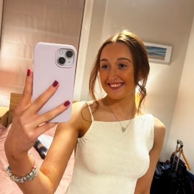 Amysinclairxx1's profile picture. 