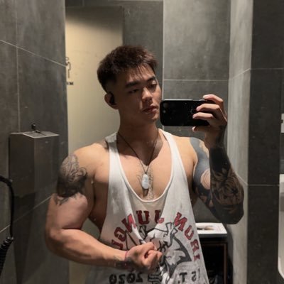 Coachcccc's profile picture. 广州 99年 健身男