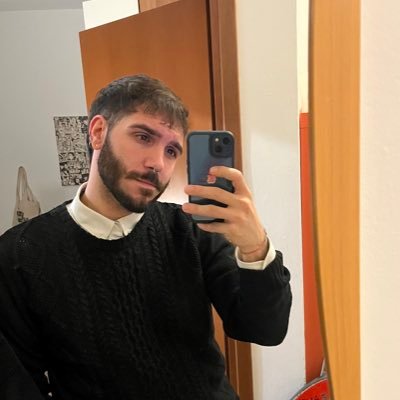 biologo 🔬 anime e manga 🇯🇵 Passo il tempo mangiando 🍰