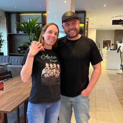 SuzieLaw83's profile picture. Enders n Corrie fan. Love Emmerdale all the way! #Robron Love Danny Miller,met 38times,Love Ryan Hawley,met twice.Go Emmerdale fan wkend n NTAs every yr.