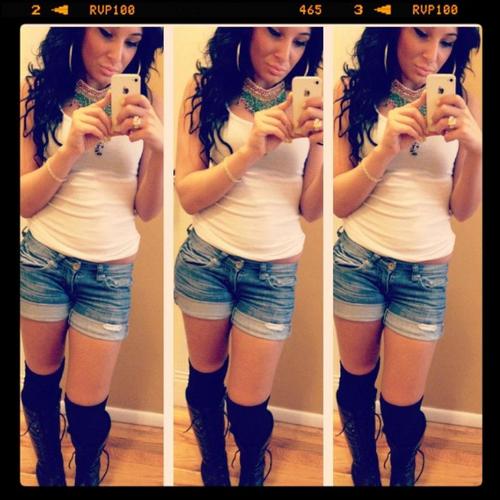 MiSDEMEANAA's profile picture. Spread love Biggie brooklyn hippie